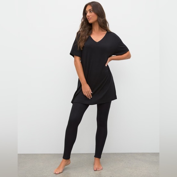 Other - Soma  black cool nights and days legging set nwt $98 M